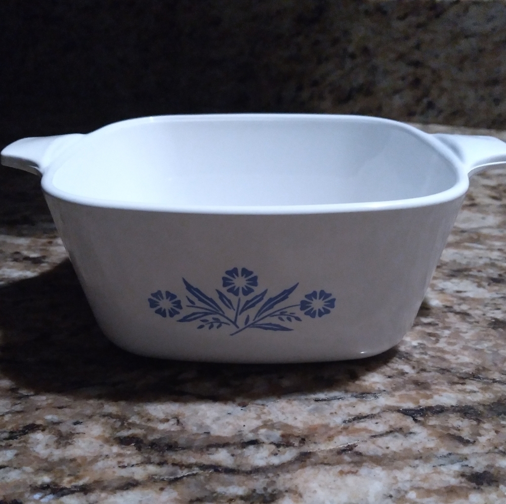Vintage Blue Cornflower Corning Ware Mini Casserole Dish 22 oz P-43-B